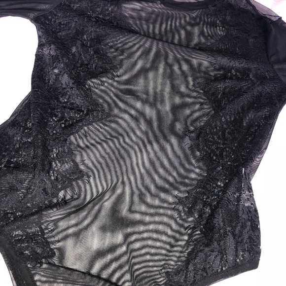 Sheer top - Picture 3 of 4